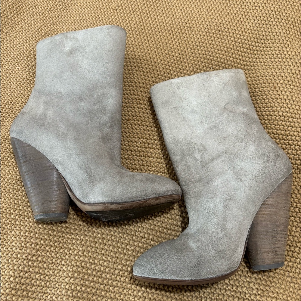 Marsell NOLA gray suede ankle boots